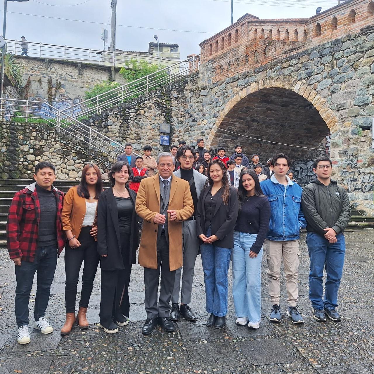 Centinelas SWACH: jóvenes que lideran el cambio por el agua y el clima