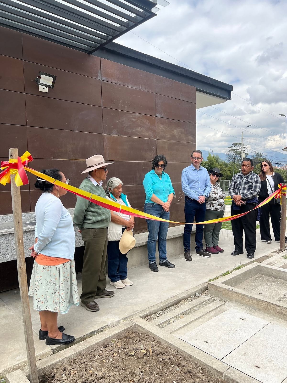 SWACH inaugura sistema de captación de agua lluvia en barrio piloto de Cuenca